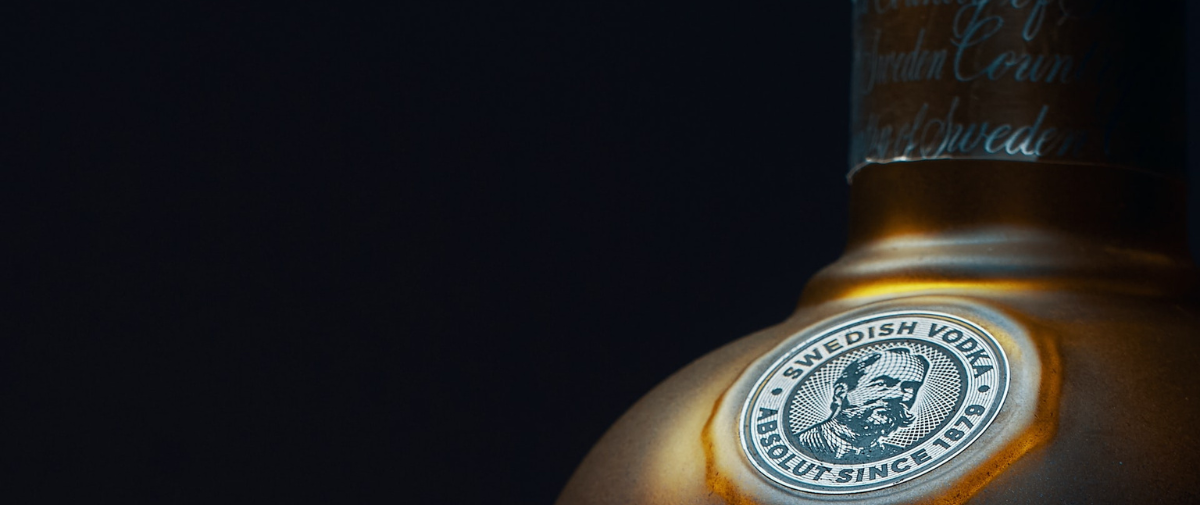 Colour cohesion: the secret to registering your alcohol bottle shapes?